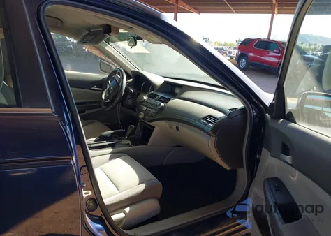 2009 Honda Accord 2.4 Lx-P из США, поврежденный, VIN 1HGCP26479A039532